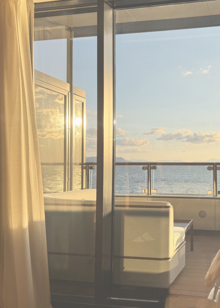 Cruise Suite With Hot Tub on Patio